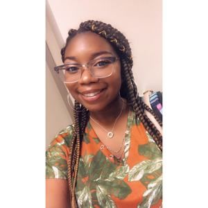 Meet your Posher, Tia